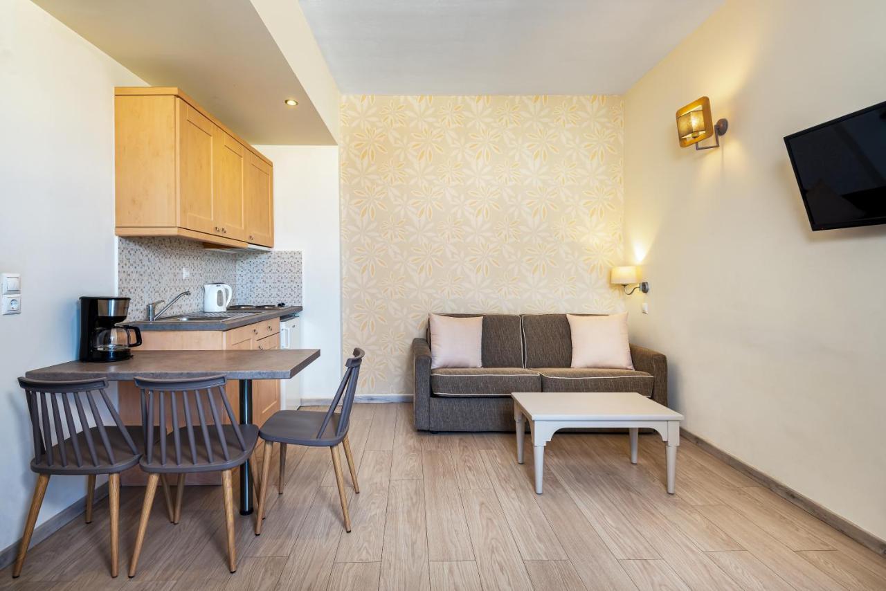 Icarus Apartments Rethymno  Екстер'єр фото